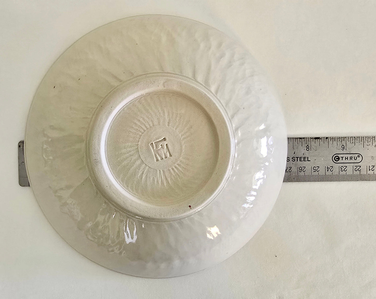 Stoneware Bowl – Dragonfly Sgraffito &amp; Underglaze Design