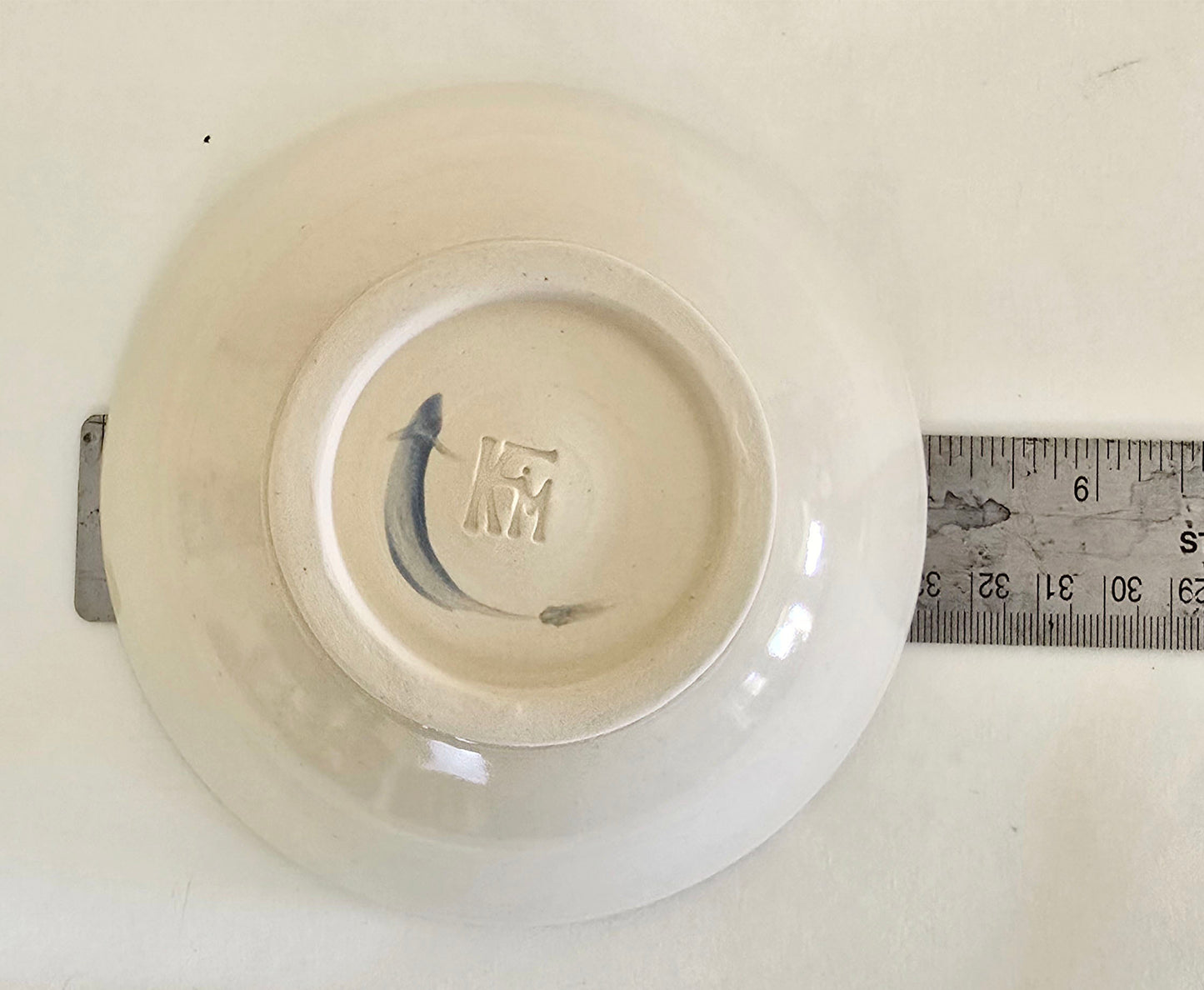 Stoneware Bowl – Swirling Orange &amp; Blue Fish Design