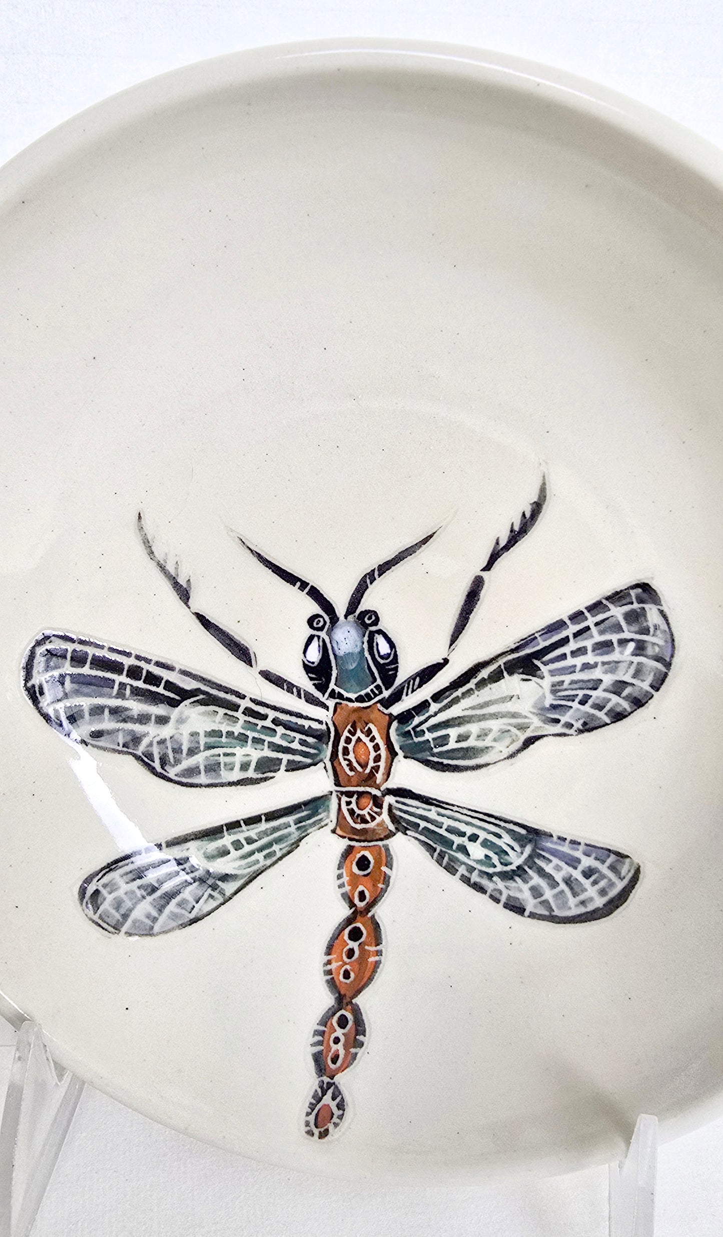 Stoneware Bowl – Dragonfly Sgraffito Underglaze Design