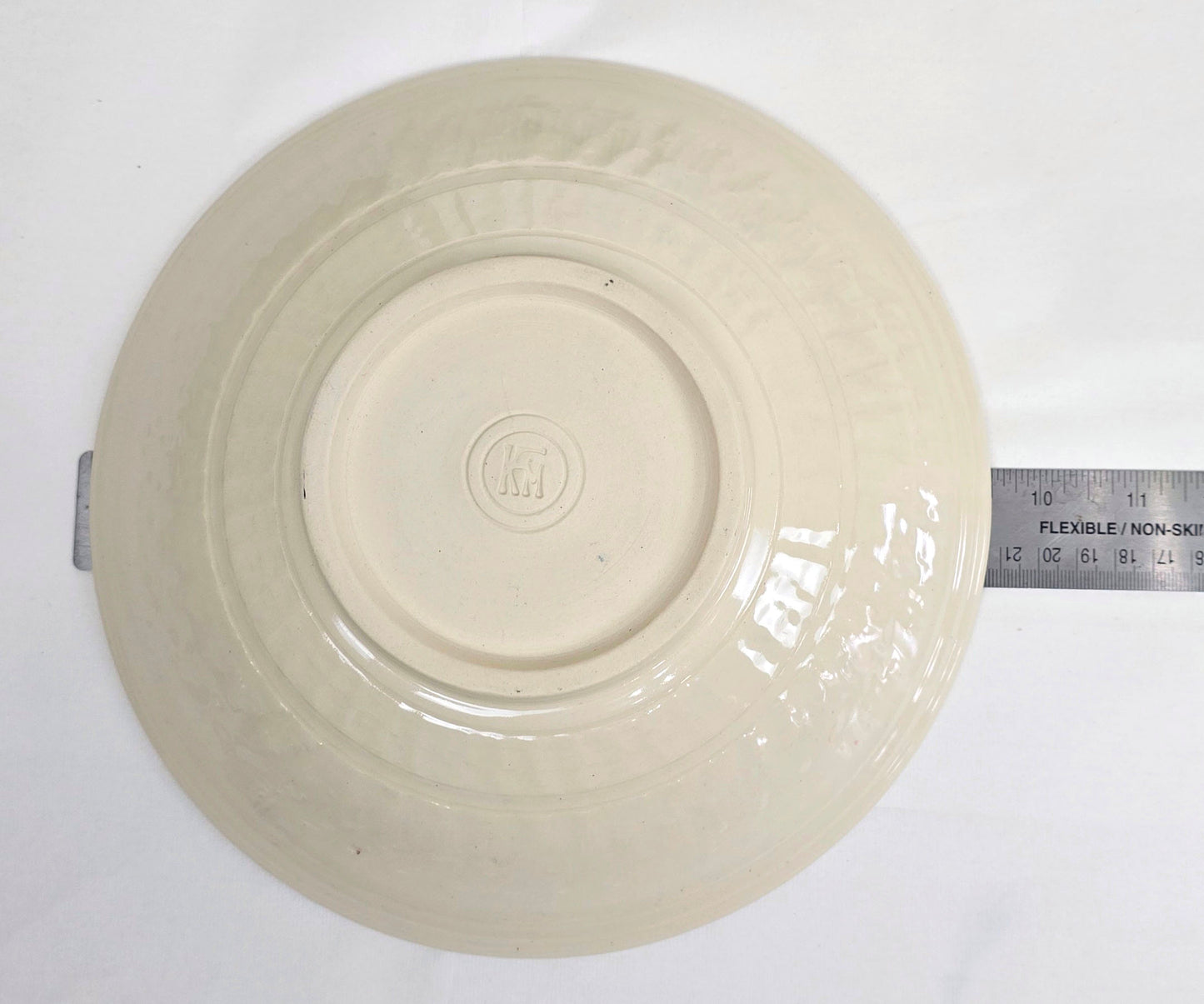 Stoneware Bowl – Red and Green Dragon Sgraffito e Design