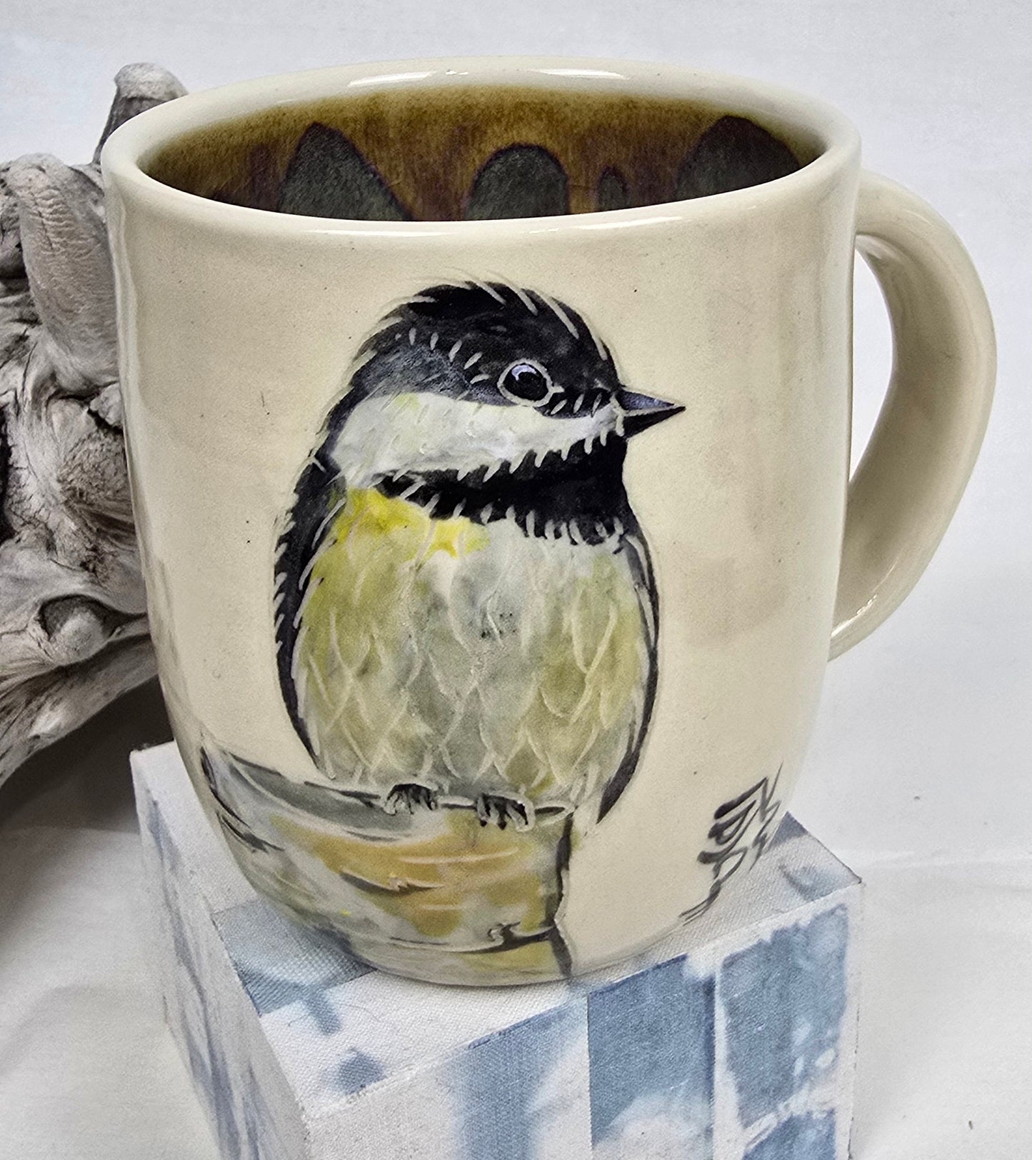 Handmade Stoneware Chickadee Mug – Artisan Bird Illustration,  Earth-Tone Glaze