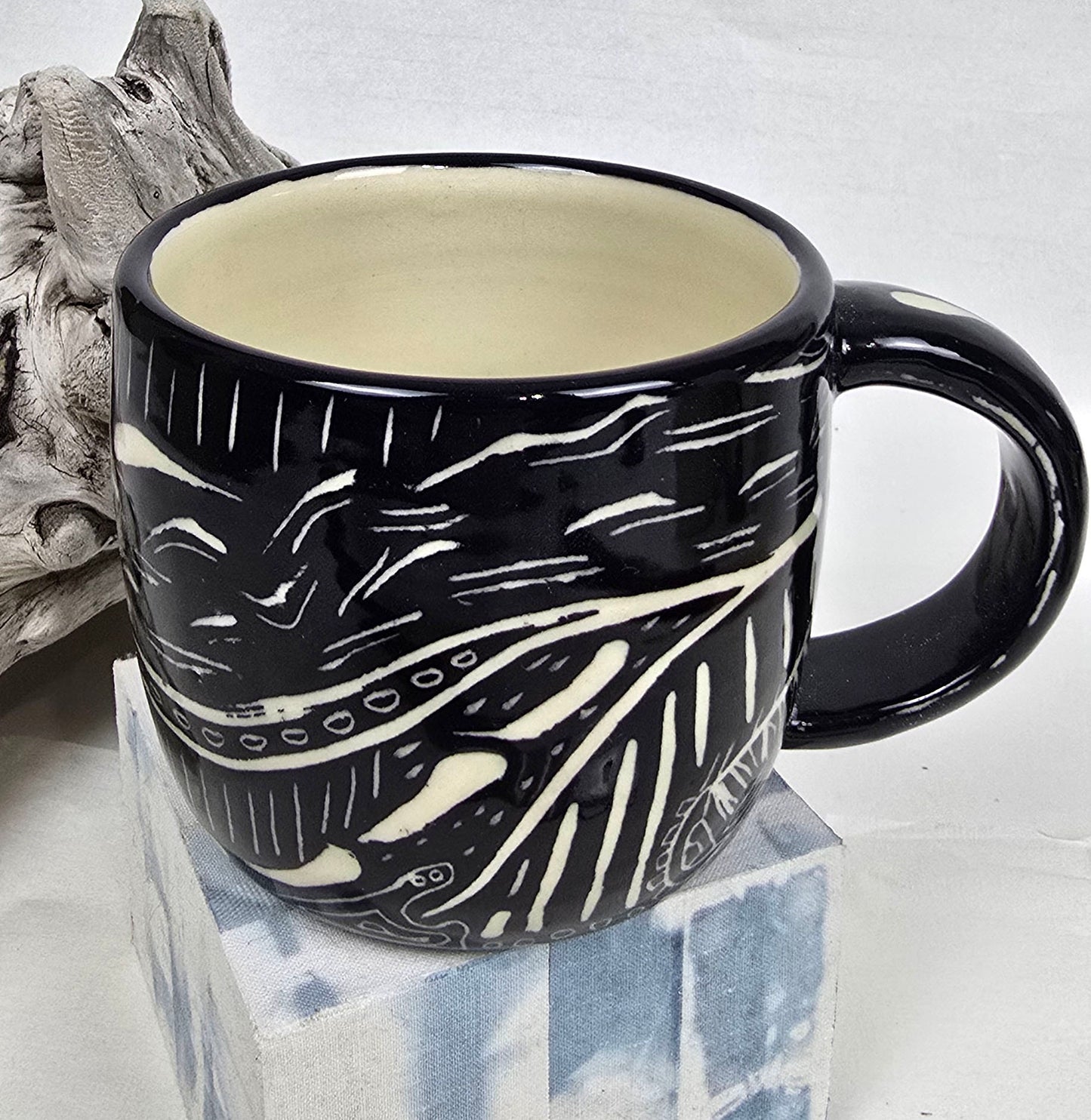 Sgraffito Stoneware Mug – Black and Ivory Carved Design