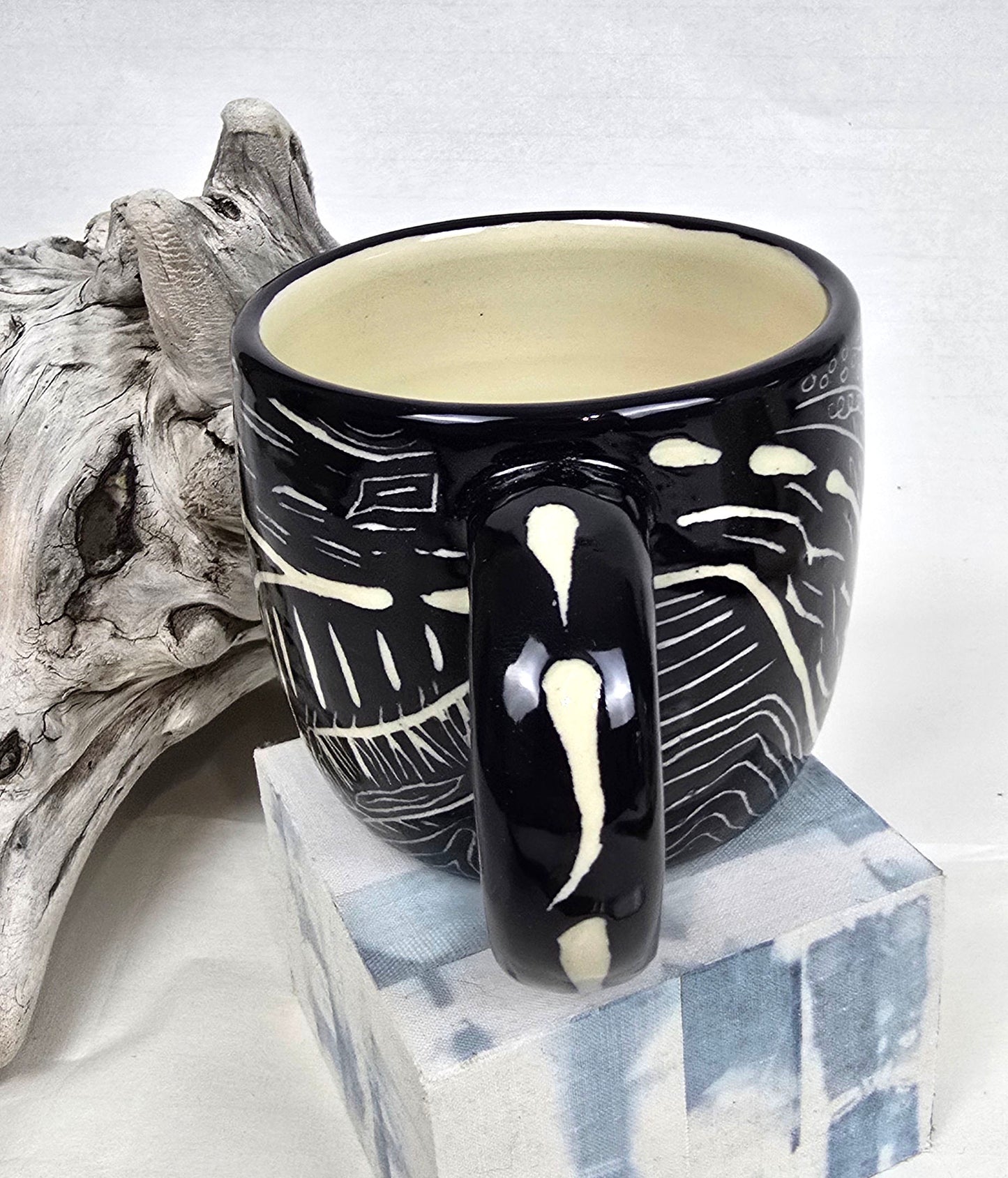 Sgraffito Stoneware Mug – Black and Ivory Carved Design