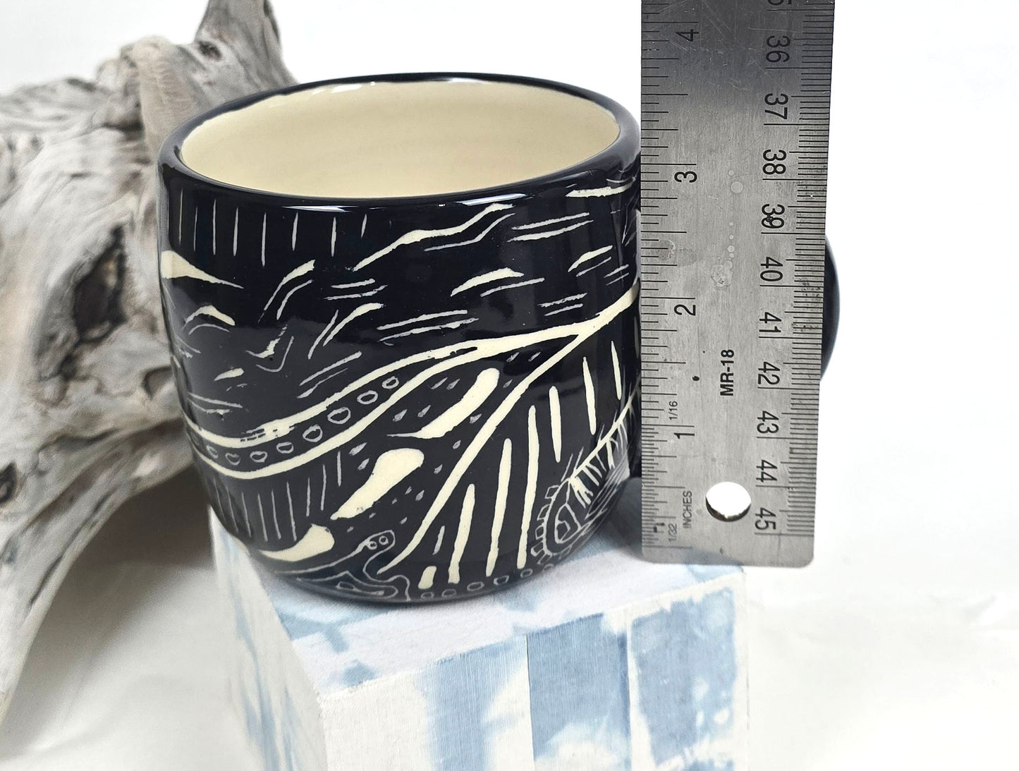 Sgraffito Stoneware Mug – Black and Ivory Carved Design